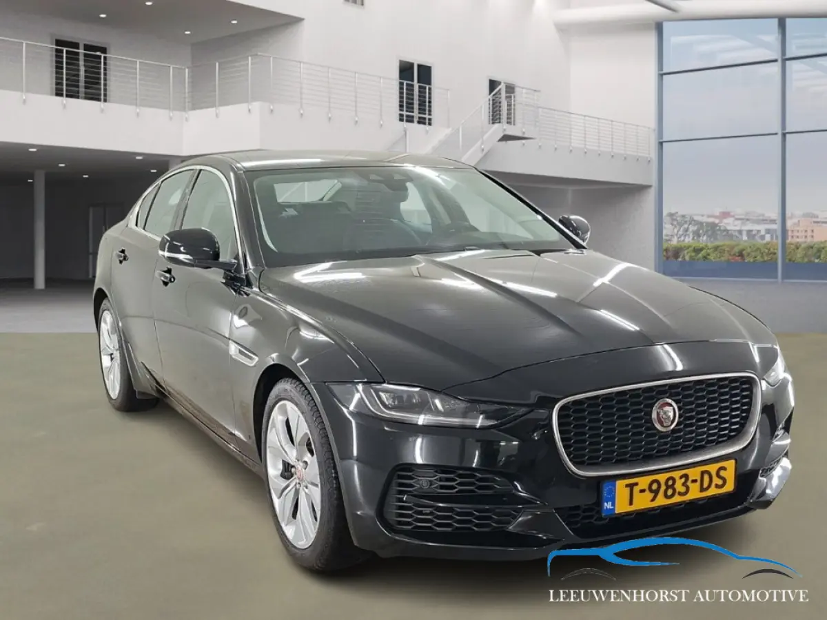 2.0 P250 S, leer, clima, cruise, elektr. stoel., navi, camera, dealer onderhouden