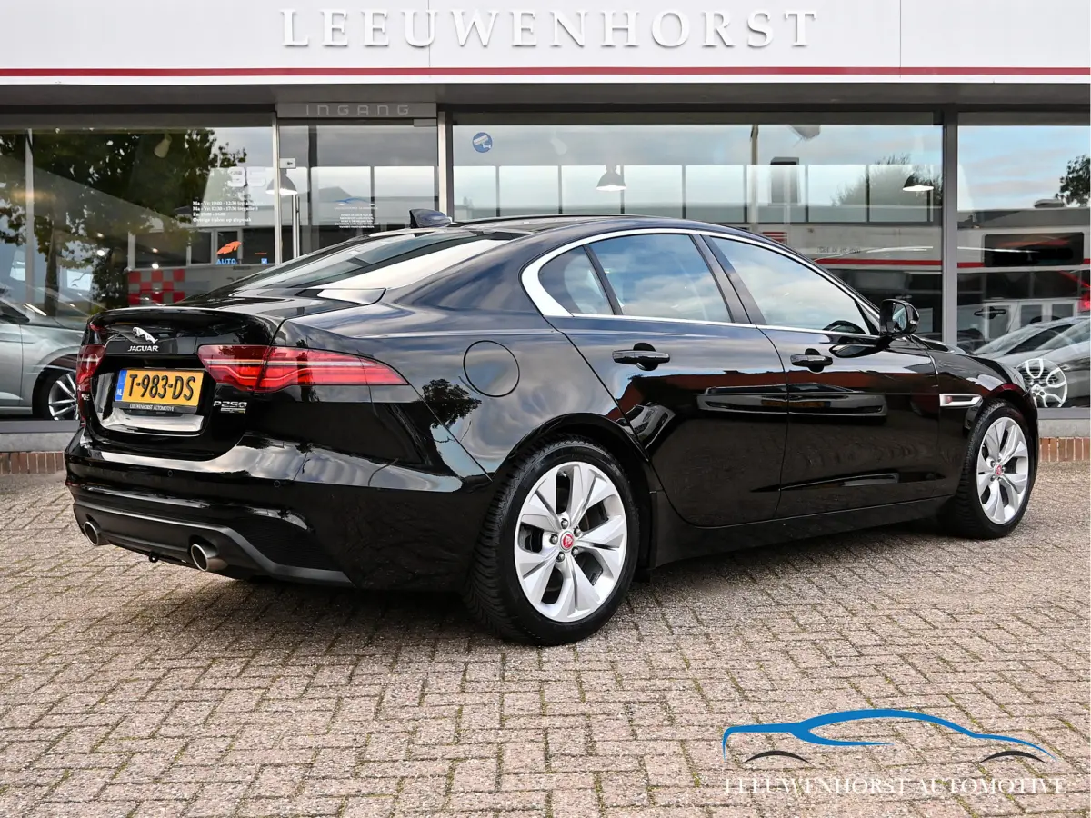 2.0 P250 S, leer, clima, cruise, elektr. stoel., navi, camera, dealer onderhouden
