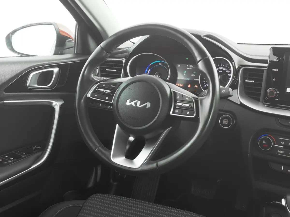 1.6 GDi PHEV DynamicLine *NWE MODDEL* CARPLAY | Full LED | Stoelverwarming !