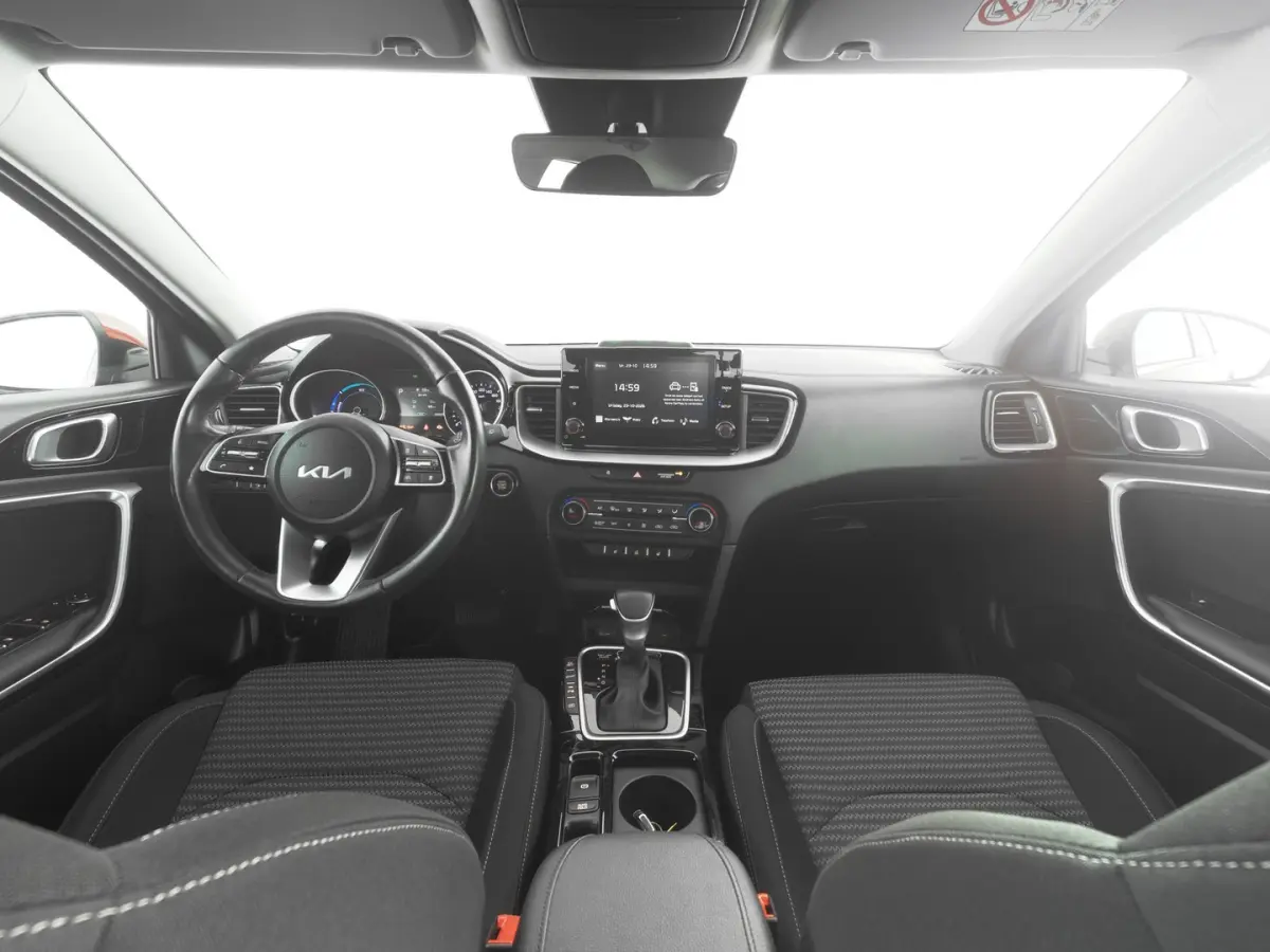 1.6 GDi PHEV DynamicLine *NWE MODDEL* CARPLAY | Full LED | Stoelverwarming !