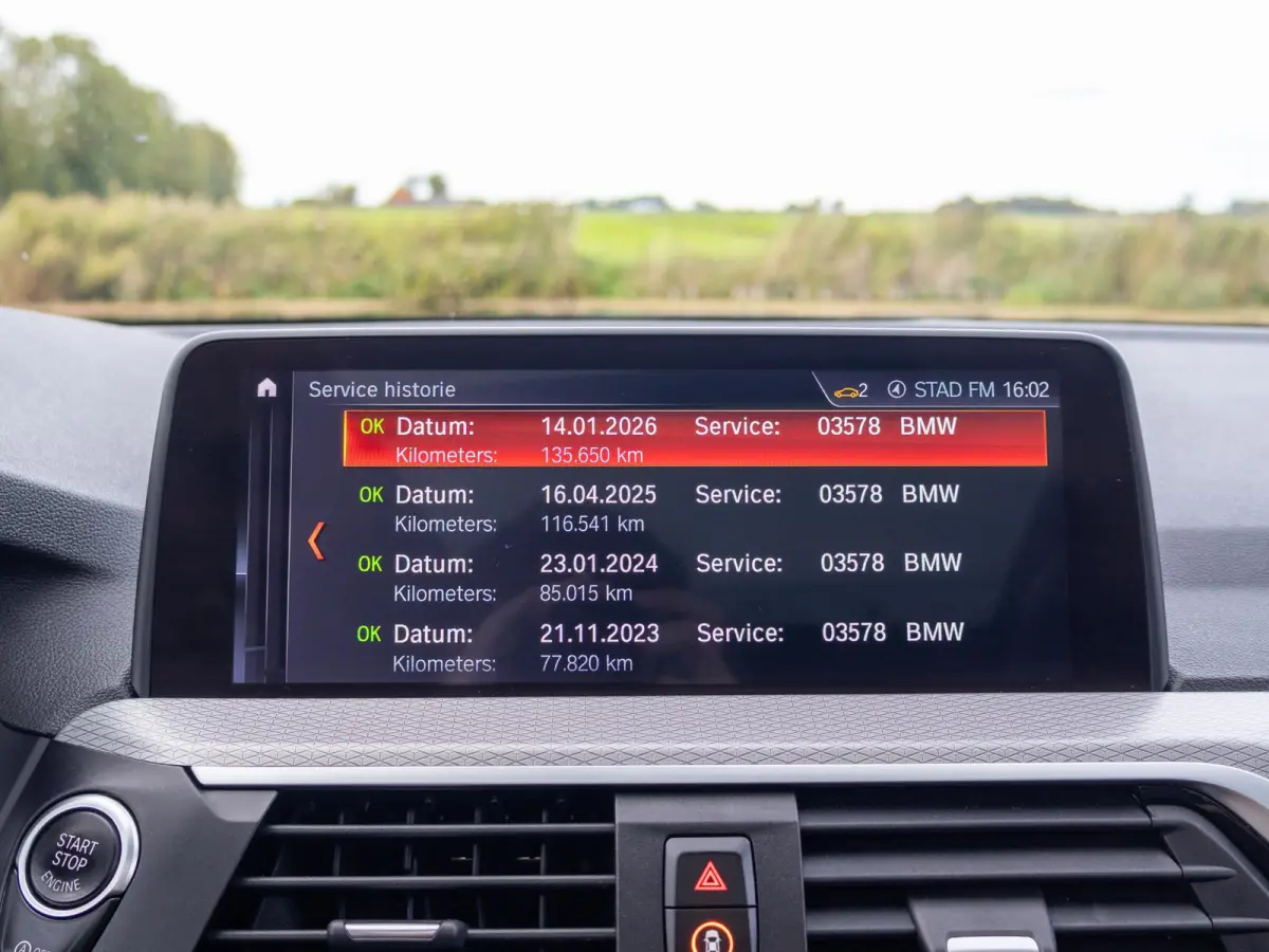 xDrive30i High Executive Edition M Sport 20" HUD Pano