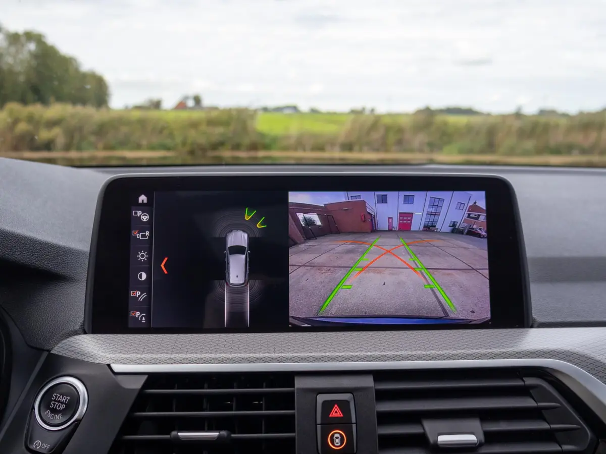 xDrive30i High Executive Edition M Sport 20" HUD Pano