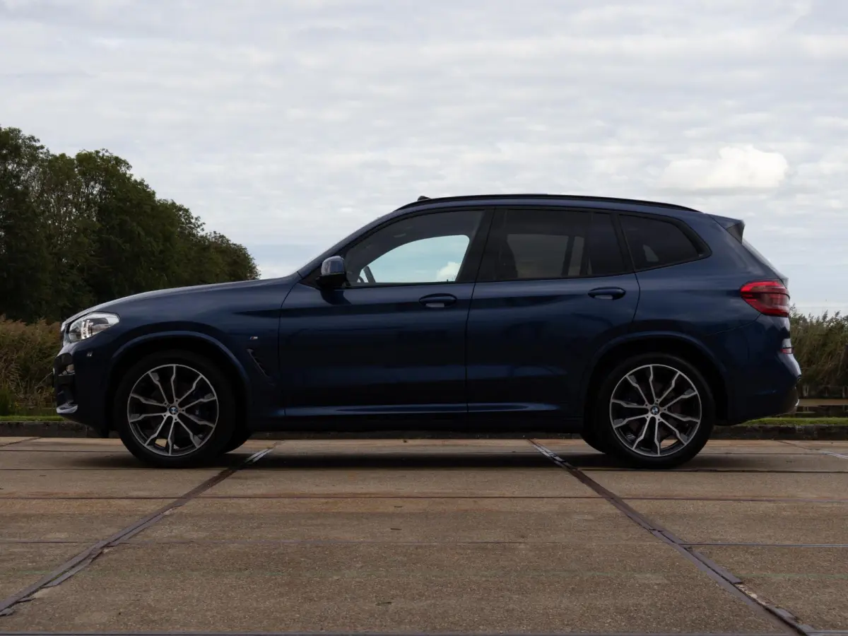 xDrive30i High Executive Edition M Sport 20" HUD Pano