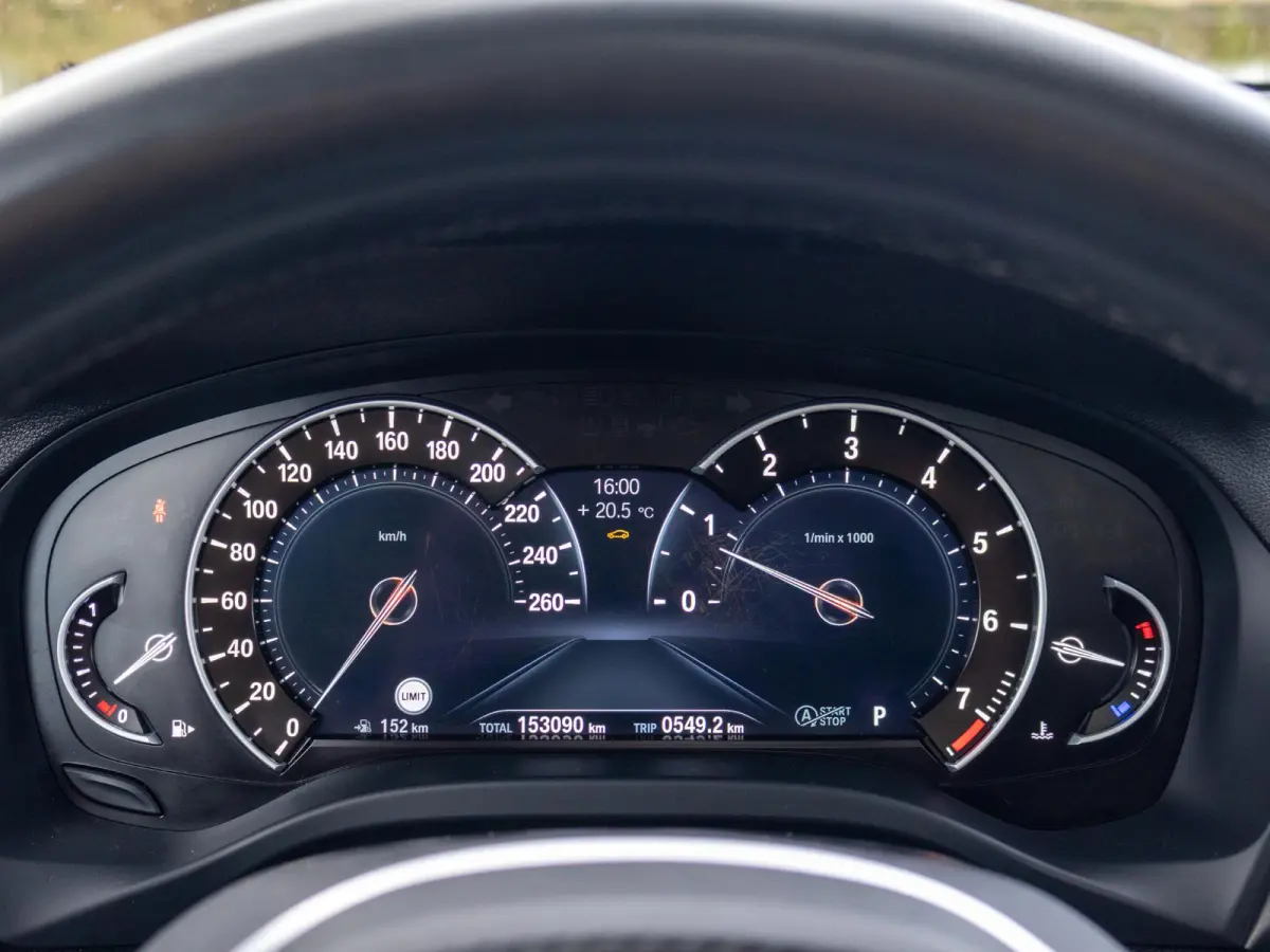 xDrive30i High Executive Edition M Sport 20" HUD Pano
