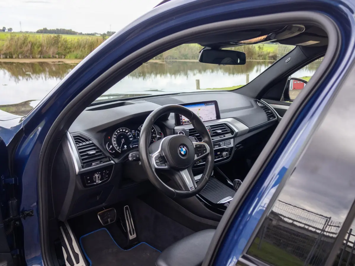 xDrive30i High Executive Edition M Sport 20" HUD Pano