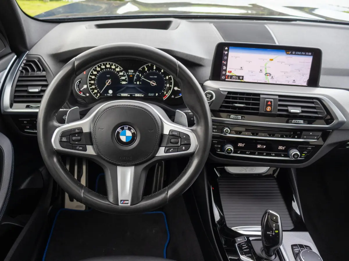 xDrive30i High Executive Edition M Sport 20" HUD Pano