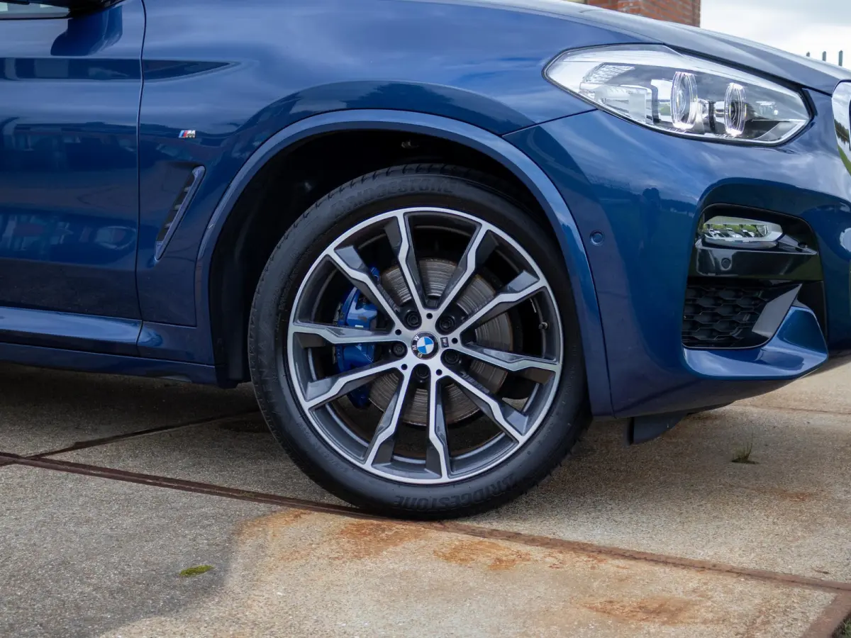 xDrive30i High Executive Edition M Sport 20" HUD Pano