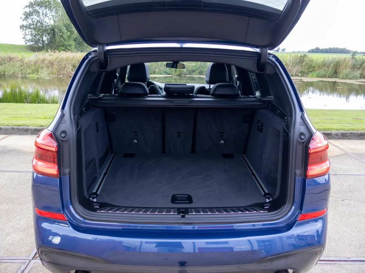 xDrive30i High Executive Edition M Sport 20" HUD Pano