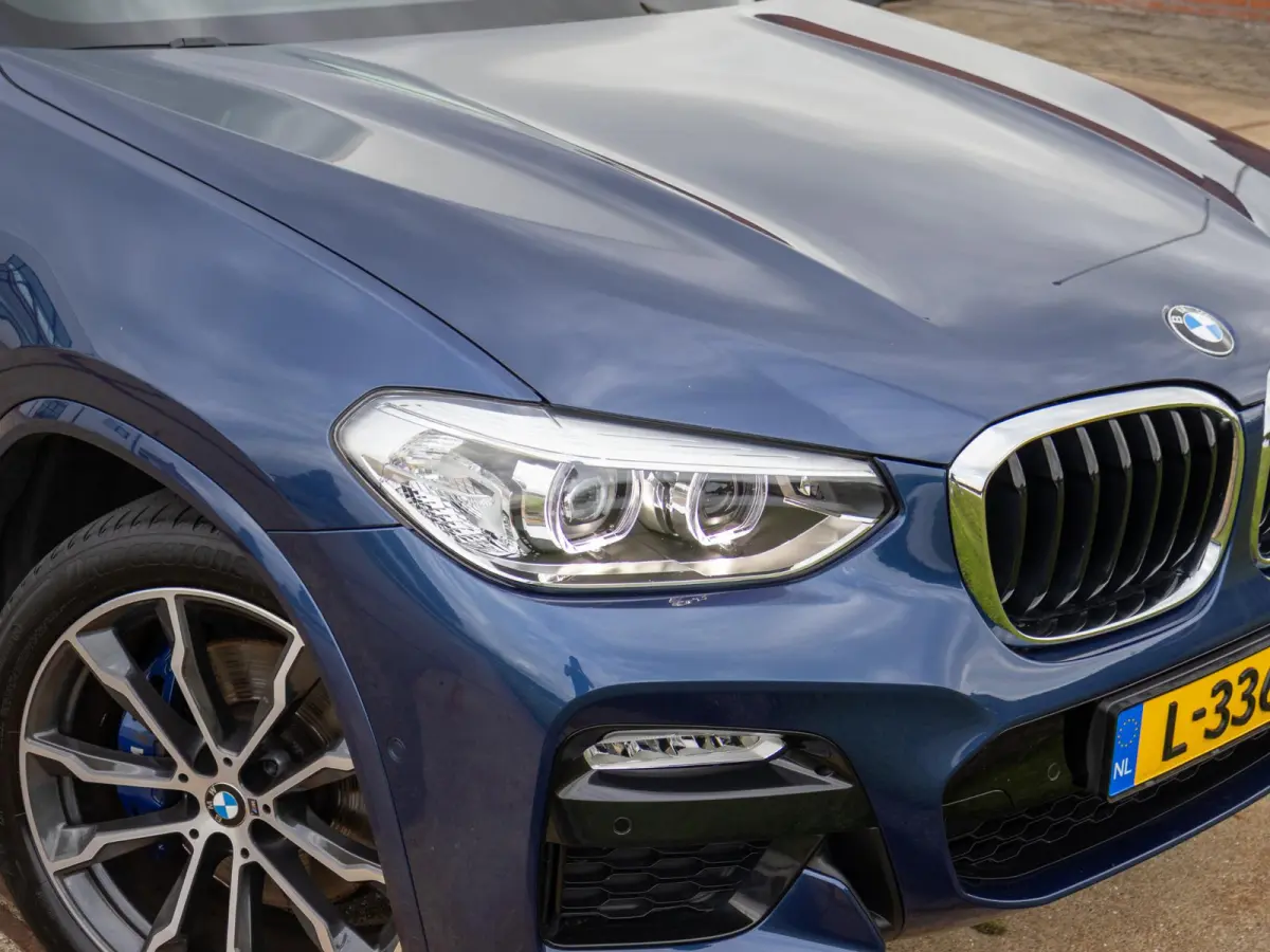 xDrive30i High Executive Edition M Sport 20" HUD Pano