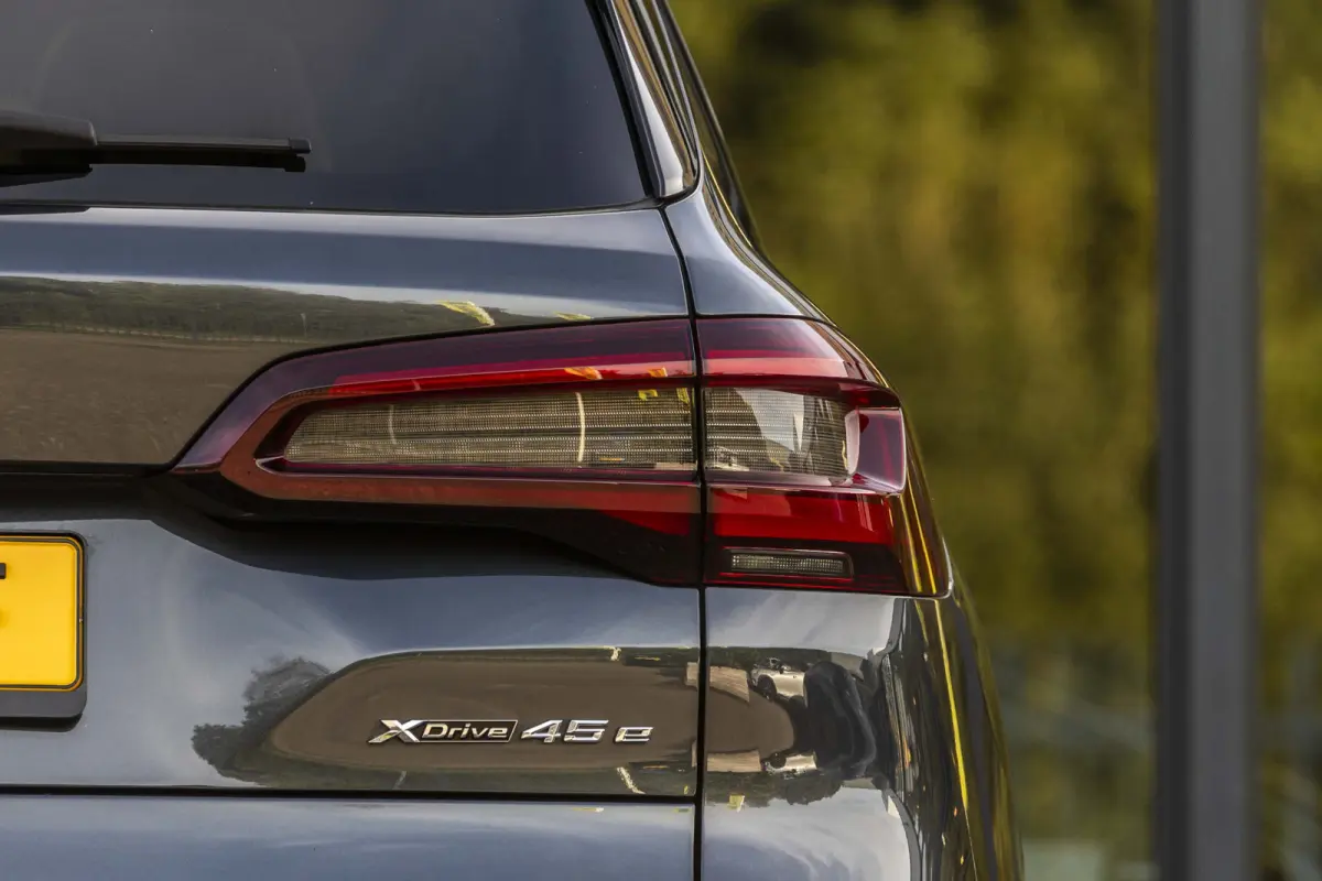 xDrive45e High Executive