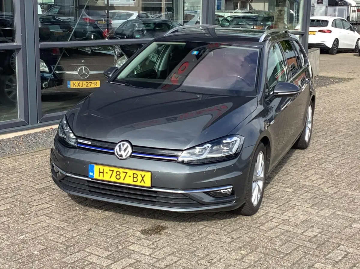 1.5 TSI Highline, led verlichting, stoelverwarming, zeer compleet, trekhaak