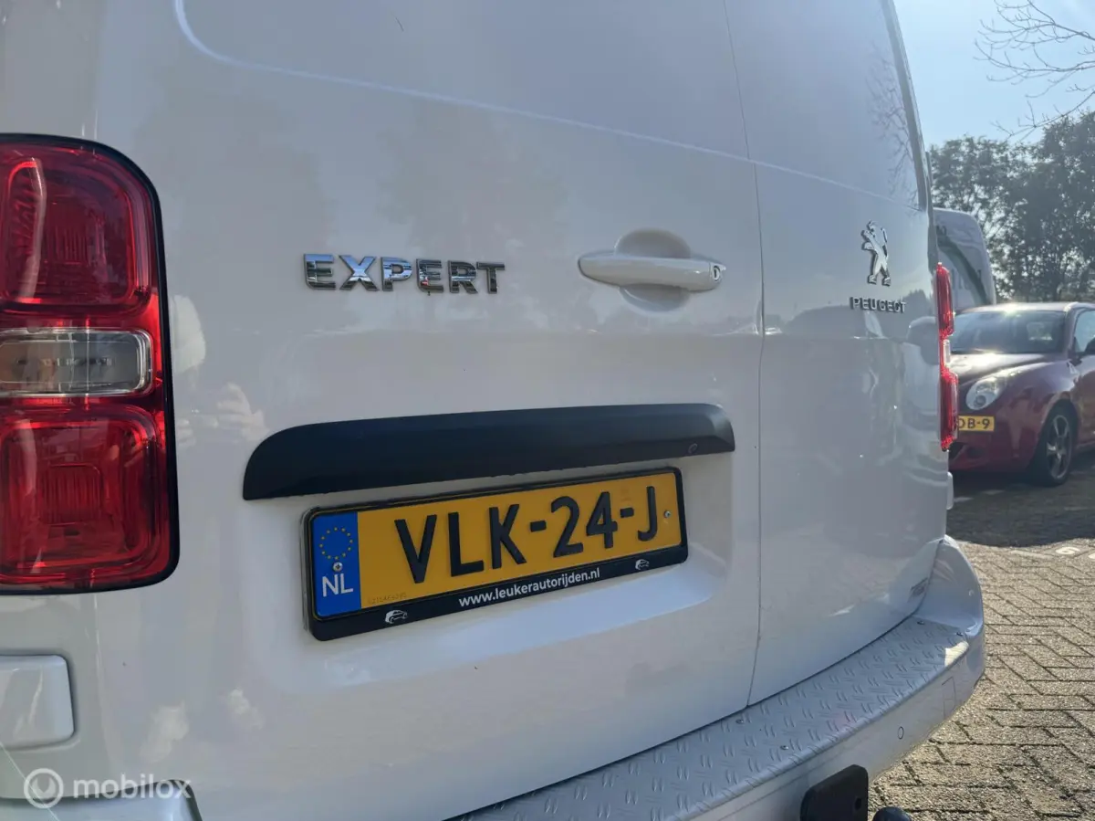 Bestel 2.0 BlueHDI 120 Standard Asphalt