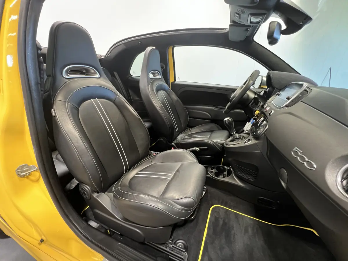 1.4 T-Jet Abarth Competizione | Navigatie | LM Velgen 17" | PDC Achter | Elektrisch te openen dak | 180 PK | Lederen bekleding | Airco |