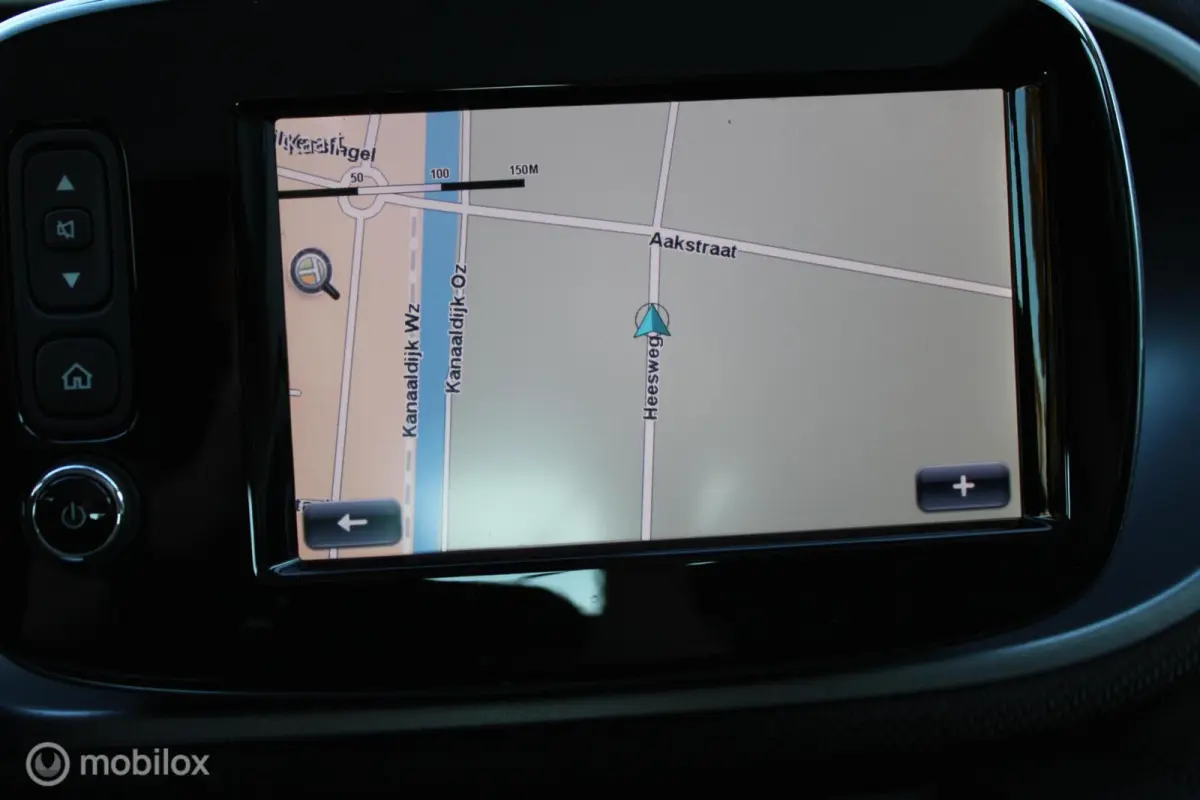 EQ Business Solution 18 kWh, SOH 93%, Leer, Stoelverwarming, Panoramadak, Navi, App connect, Camera, Cruise, Clima
