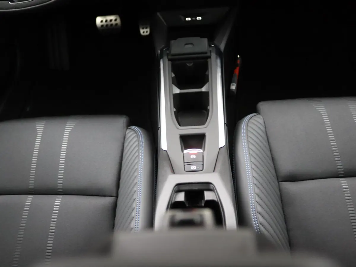 esprit Alpine full hybrid E-Tech 160 pk | Harman Kardon | Stoel- & stuurverw. | 360 Camera |