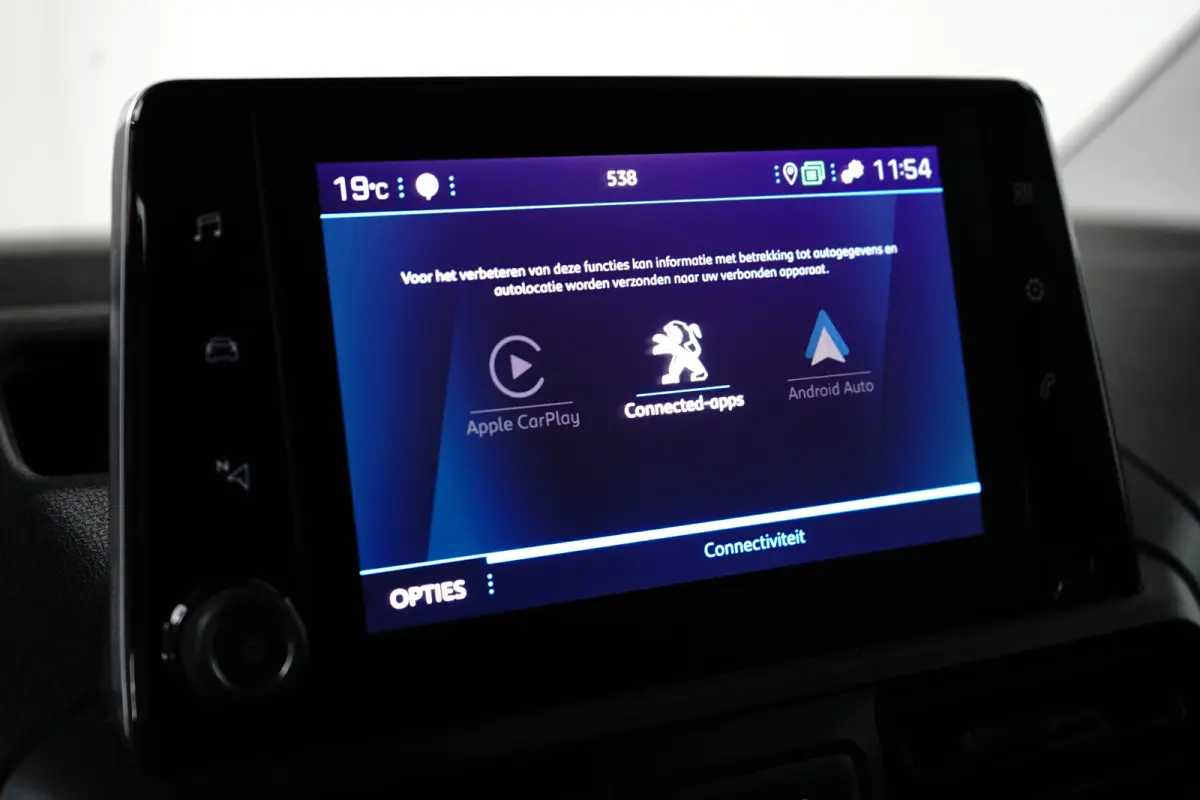 Premium L2 | Airco | Navi | Stoelverw. | Cruise C. | BLIS | PDC V&A | CarPlay | Betimmering | Airco | Navi | Stoelverw. | Cruise C. | BLIS | PDC V&A | CarPlay | Betimmering |