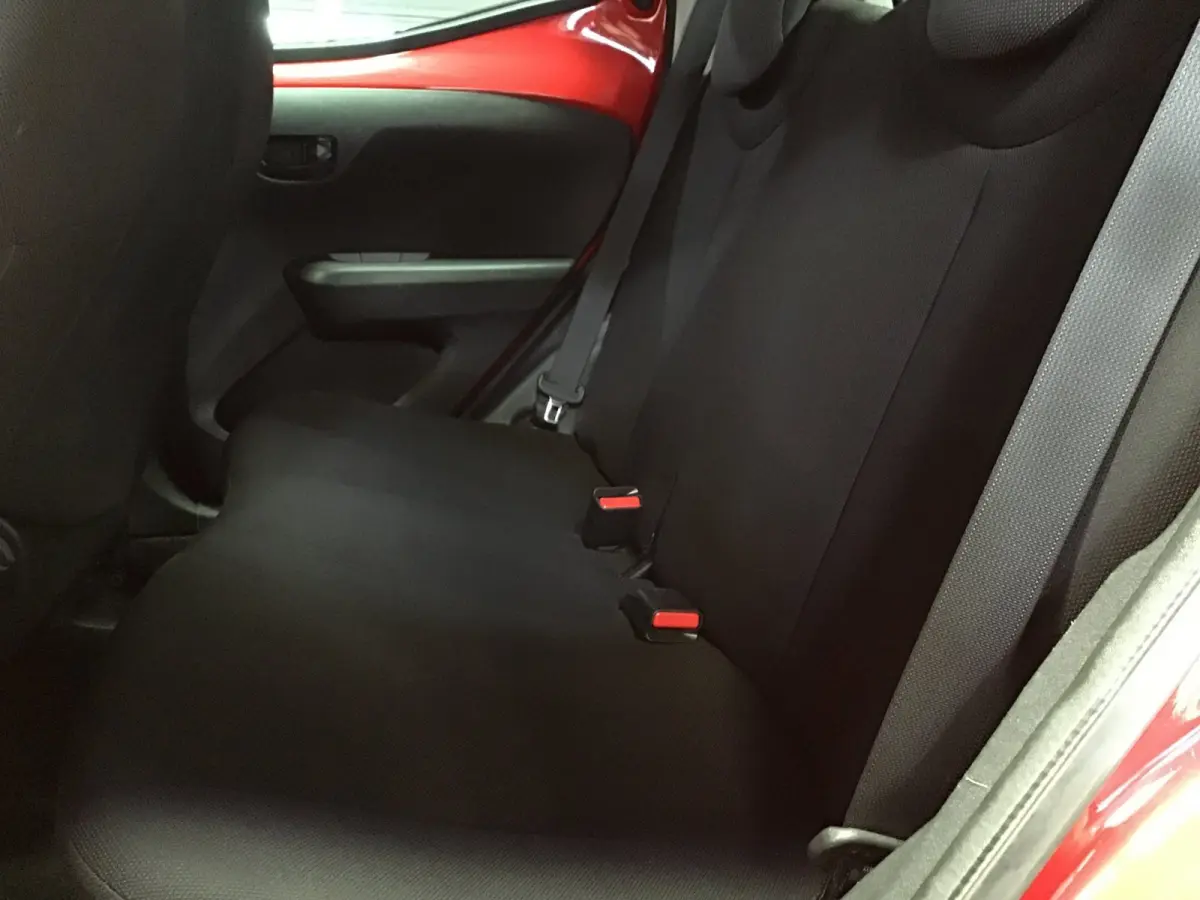 1.0 VVT-i x-fun I New Apk + Kln Brt I Airco I Bt I Sidebars I Elec ramen I Isofix I 5 Drs I Led I Btw voertuig I Net.