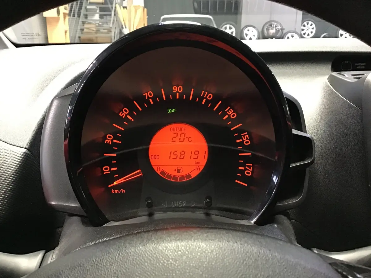 1.0 VVT-i x-fun I New Apk + Kln Brt I Airco I Bt I Sidebars I Elec ramen I Isofix I 5 Drs I Led I Btw voertuig I Net.