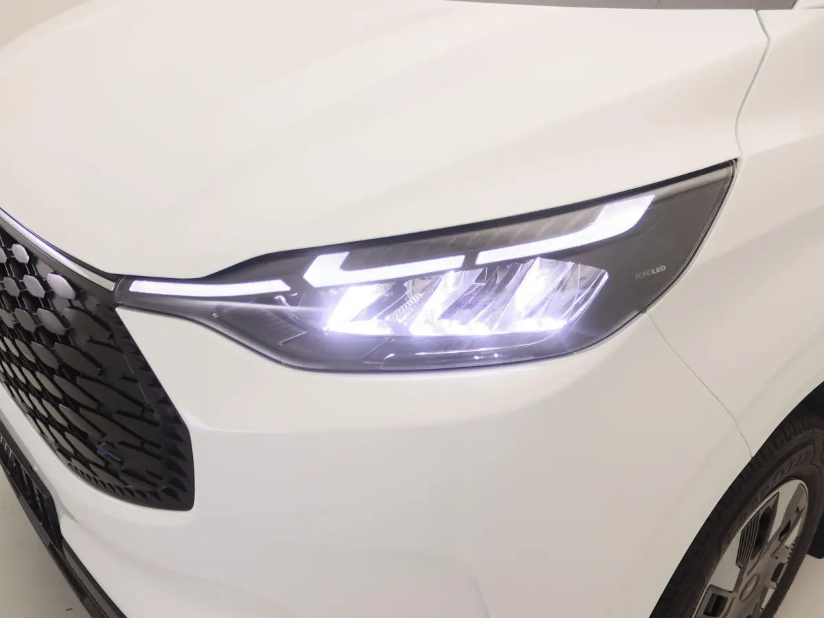 Cust. 340 L2H1 Trend 71 kWh | UIT VOORRAAD LEVERBAAR | 370km WLTP | Laadruimtebescherming |
