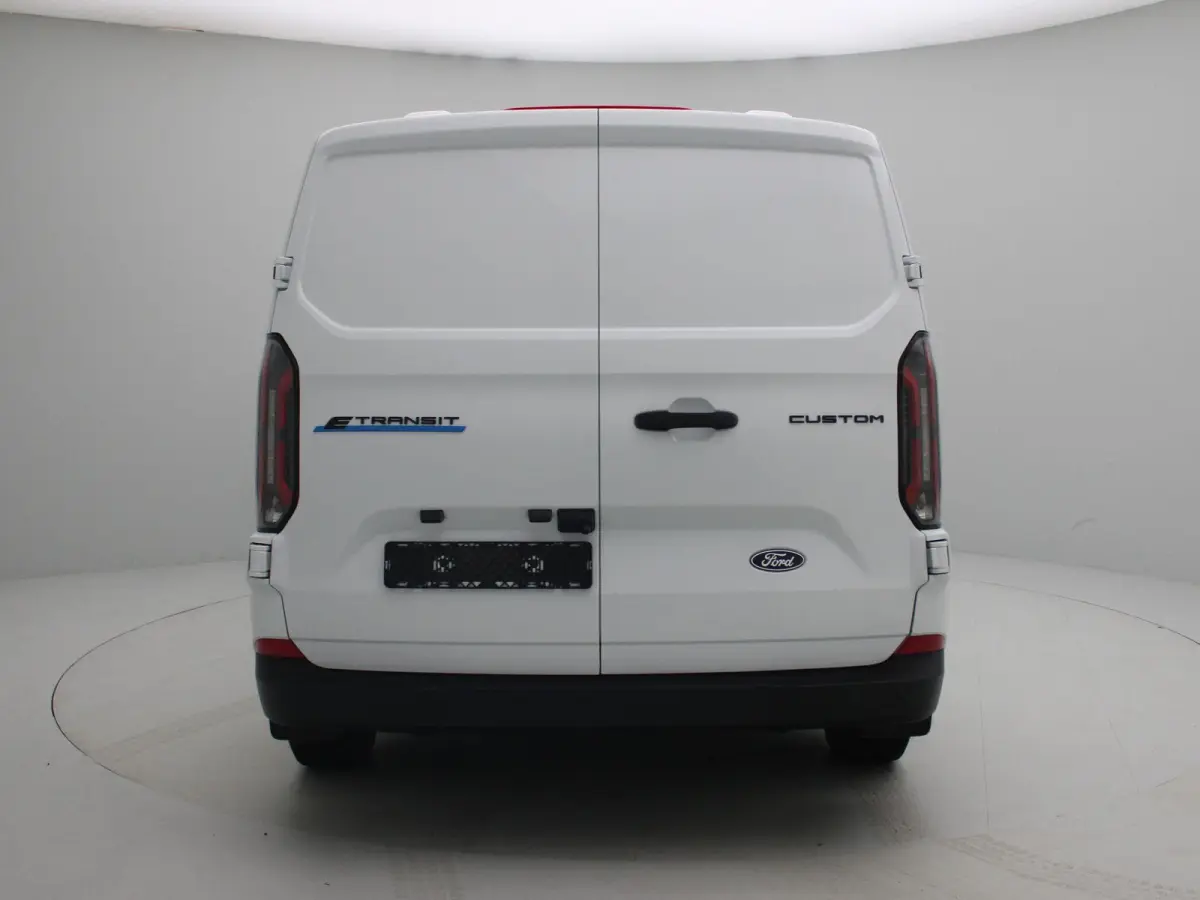 Cust. 340 L2H1 Trend 71 kWh | UIT VOORRAAD LEVERBAAR | 370km WLTP | Laadruimtebescherming |