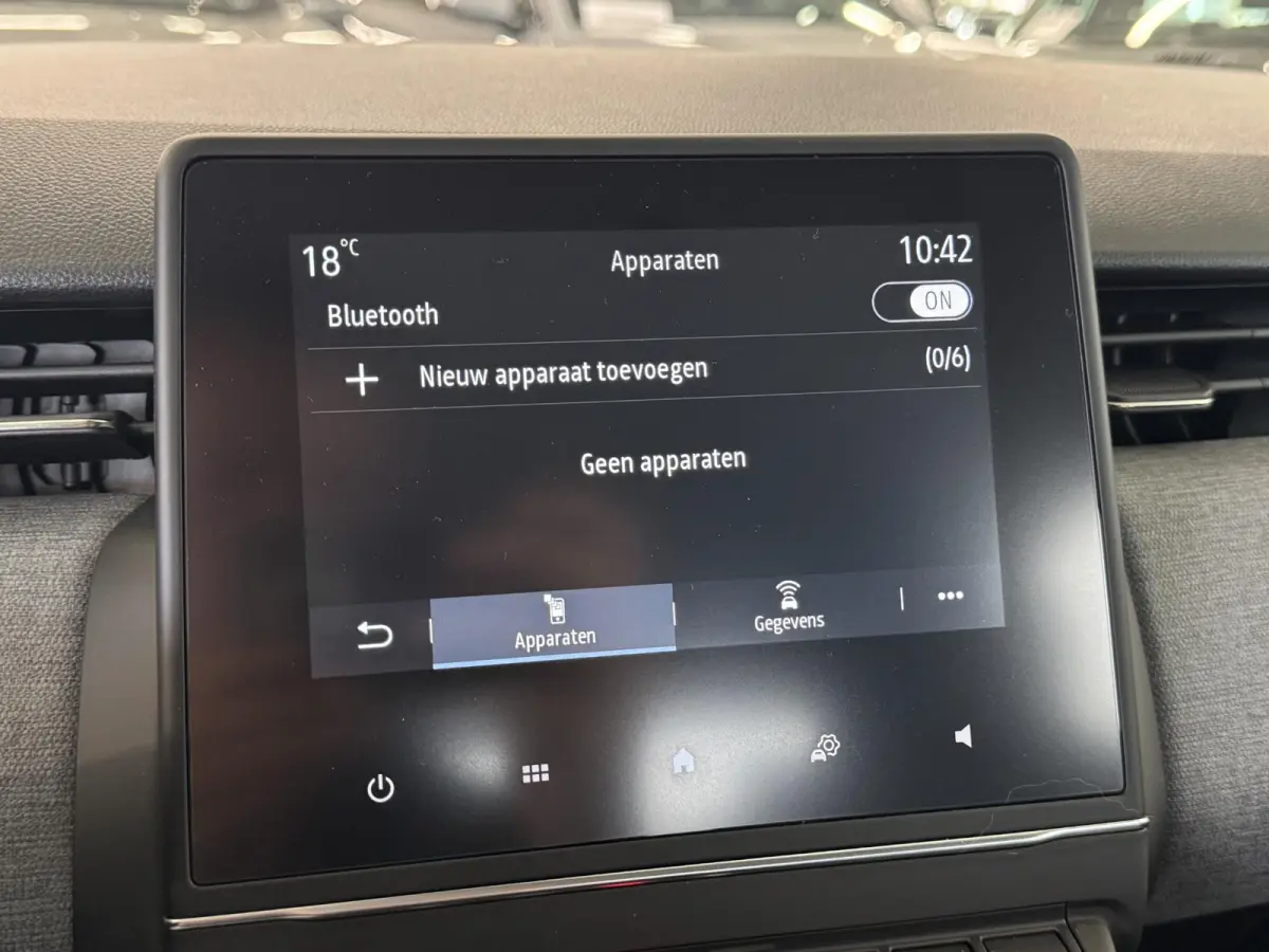 1.0 TCe 90 GPF Evolution | 4670 Km! | Automaat | Airco | Cruise | Carplay | Navi by App | PDC achter | 16 inch Lm velgen |  ( Vestiging - Nieuwegein )