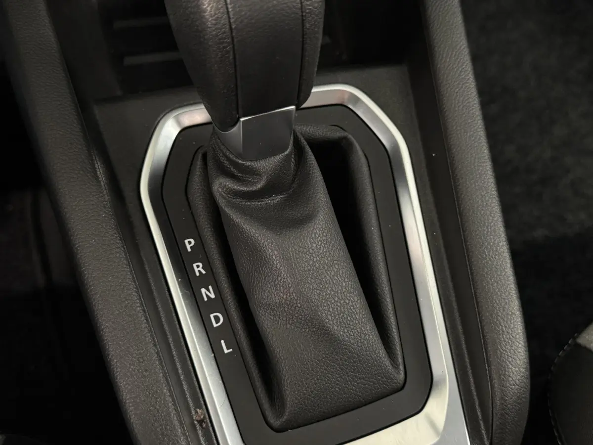 1.0 TCe 90 GPF Evolution | 4670 Km! | Automaat | Airco | Cruise | Carplay | Navi by App | PDC achter | 16 inch Lm velgen |  ( Vestiging - Nieuwegein )