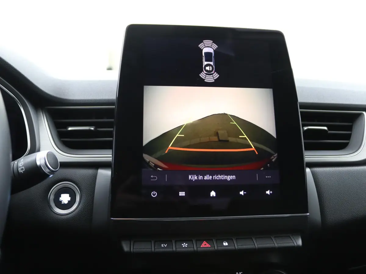 E-Tech Plug-in Hybrid 160 Intens | SOH 93% | Groot Navi | Parkeercamera | 18" velgen |