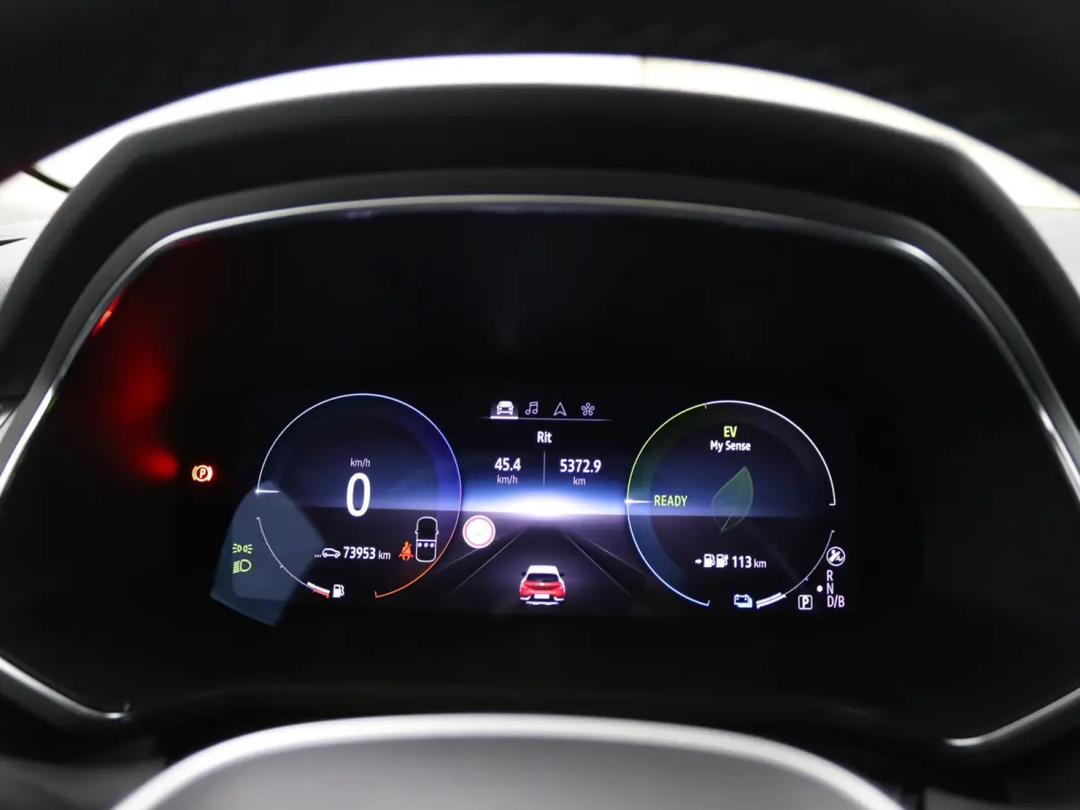 E-Tech Plug-in Hybrid 160 Intens | SOH 93% | Groot Navi | Parkeercamera | 18" velgen |