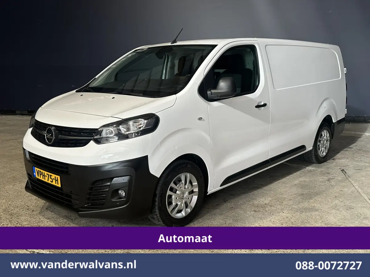 2.0 145pk Automaat L3H1 Euro6 Airco | Navigatie | Apple Carplay | Cruisecontrol Android Auto, 2500kg Trekhaak, Parkeersensoren, Bijrijdersbank