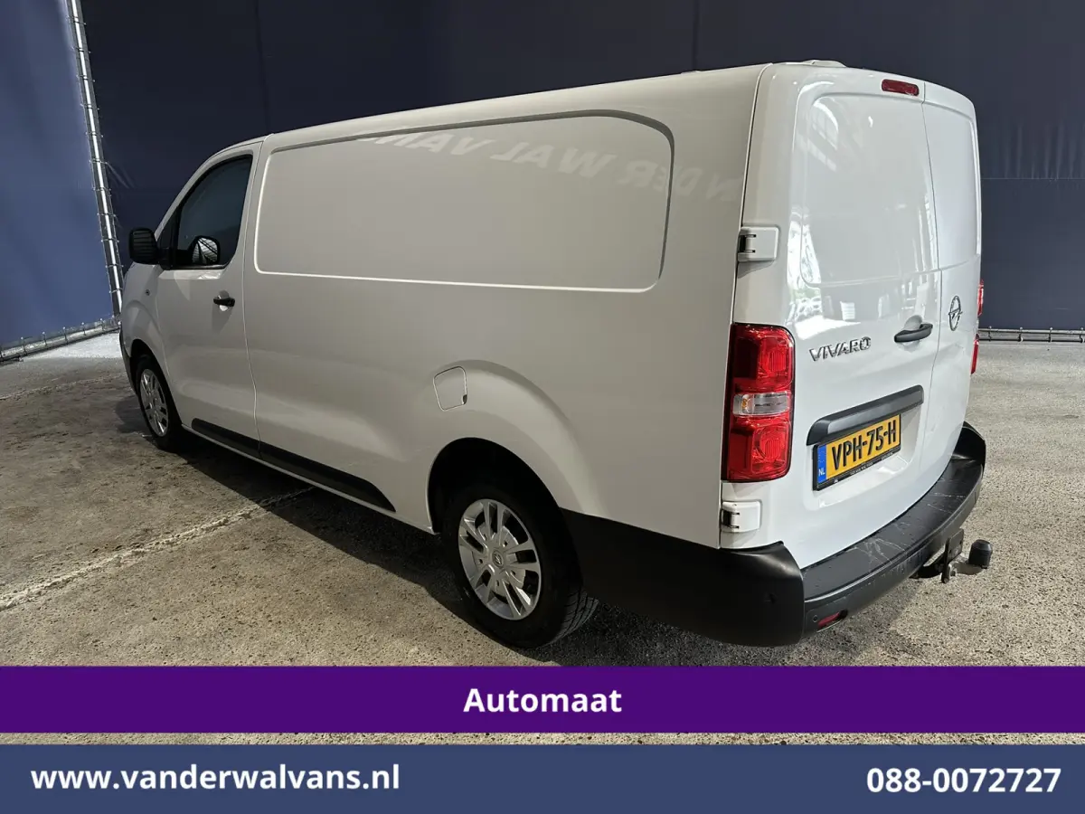 2.0 145pk Automaat L3H1 Euro6 Airco | Navigatie | Apple Carplay | Cruisecontrol Android Auto, 2500kg Trekhaak, Parkeersensoren, Bijrijdersbank