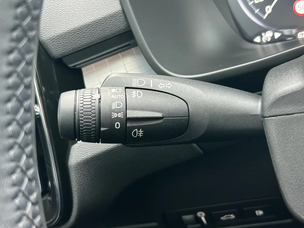 1.5 T4 Plug-in hybrid Plus Bright | Trekhaak | SoH: 93% | Pilot Assist | Memory | Harman/Kardon | Stoel & stuurverwarming | Camera