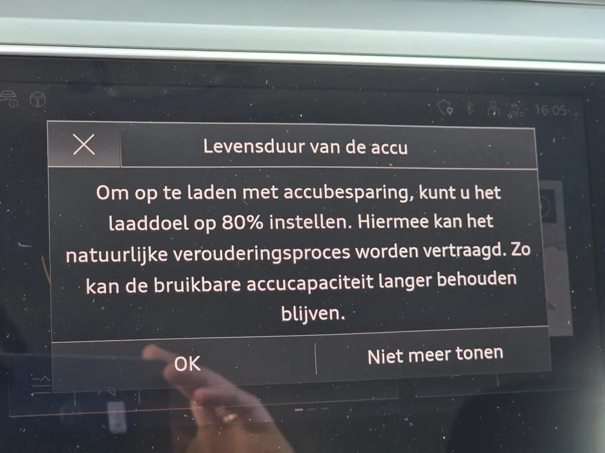 55 quattro Advanced Edition 115 kWh | LEDER | STOELVERWARMING | CAMERA