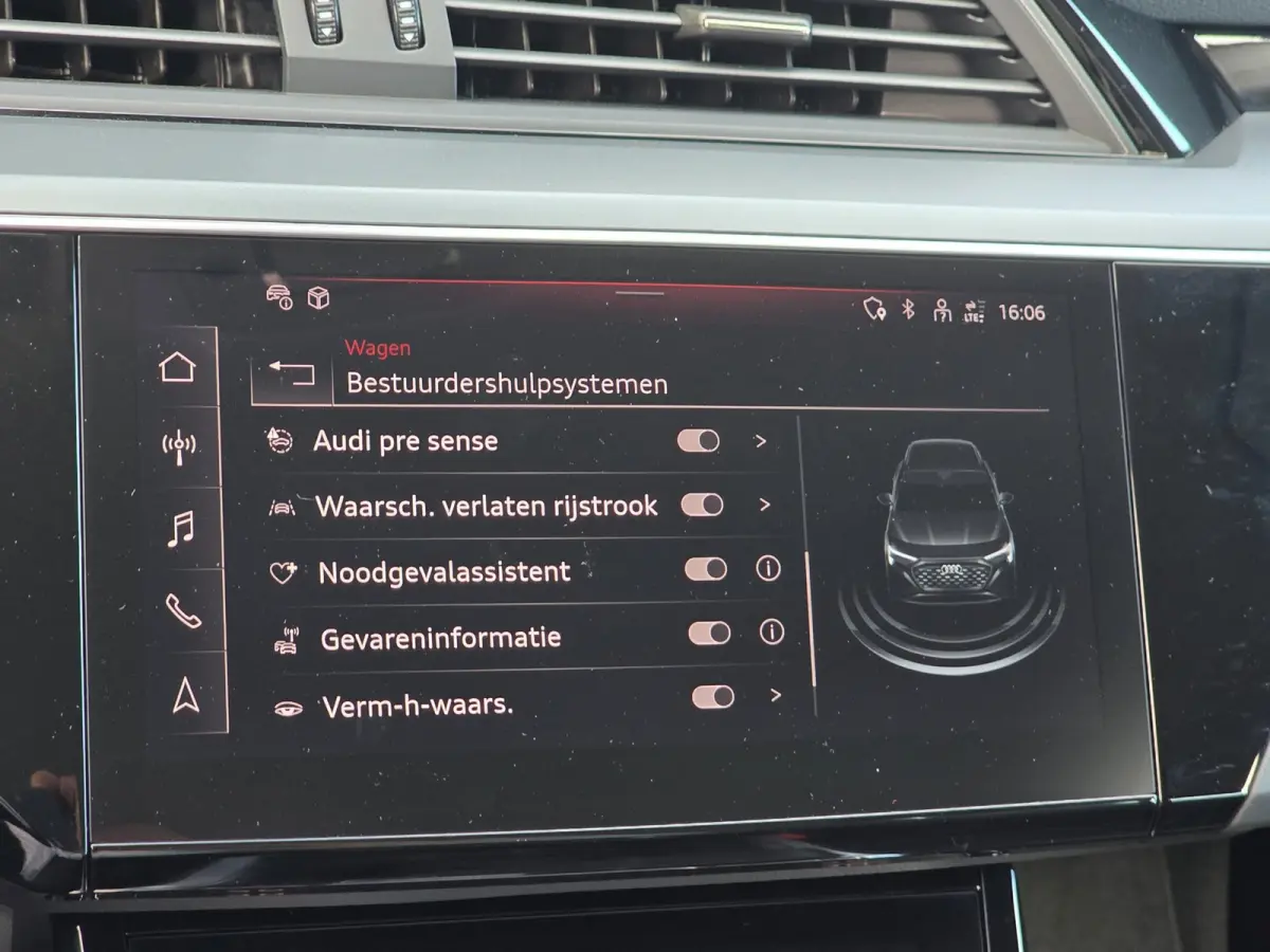 55 quattro Advanced Edition 115 kWh | LEDER | STOELVERWARMING | CAMERA