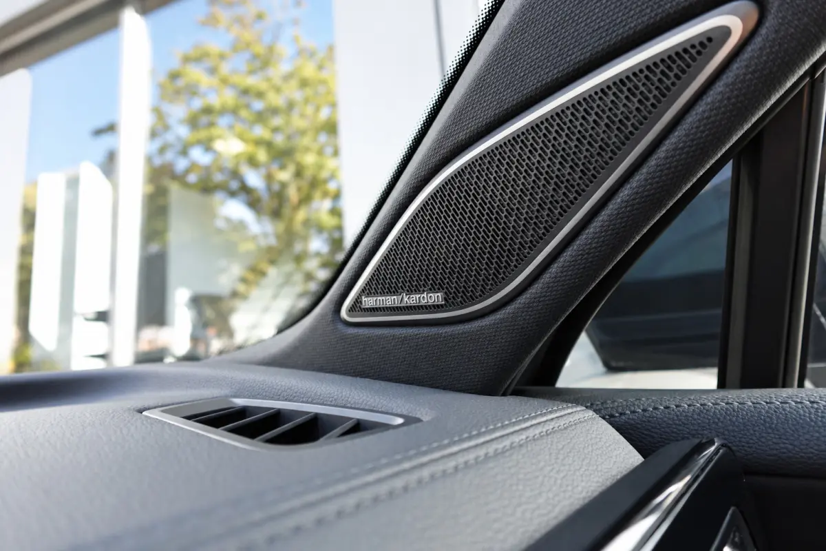 1.5 eTSI R-Line Edition PANO KEYLESS 360