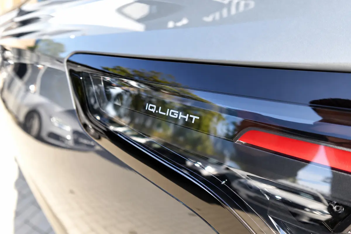 1.5 eTSI R-Line Edition PANO KEYLESS 360
