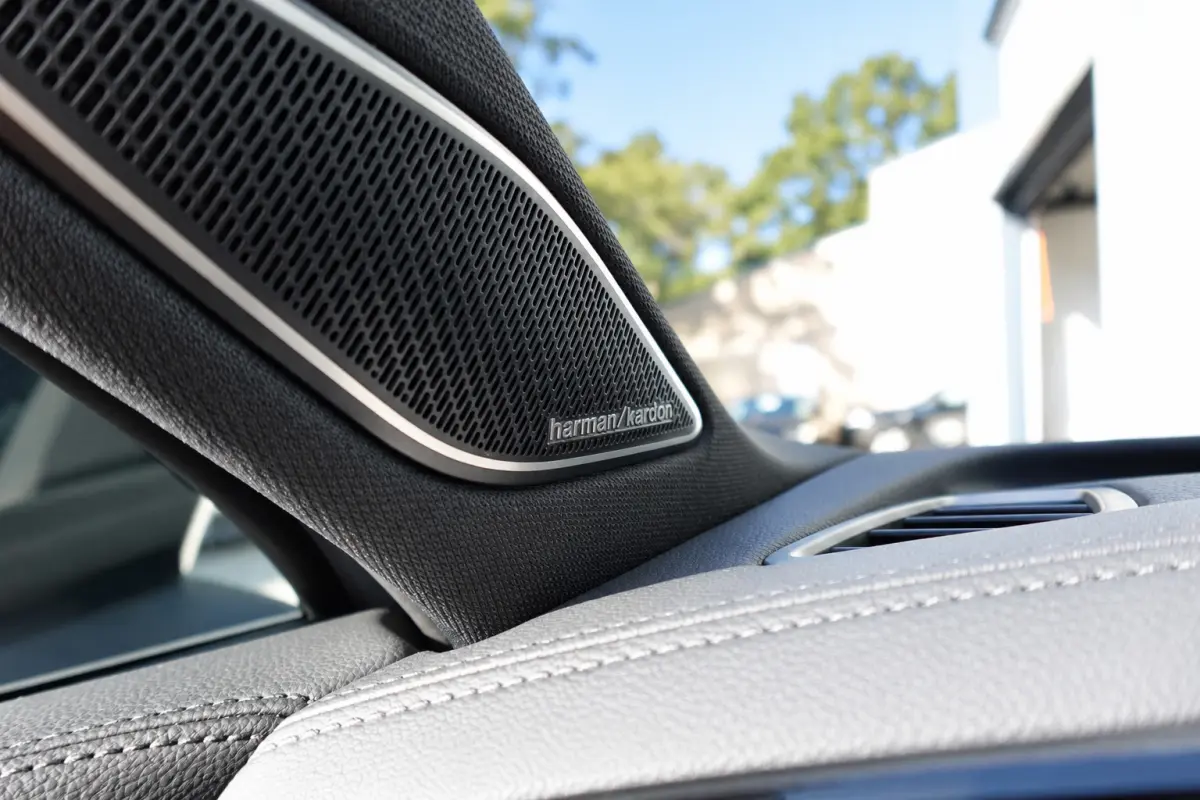 1.5 eTSI R-Line Edition PANO KEYLESS 360