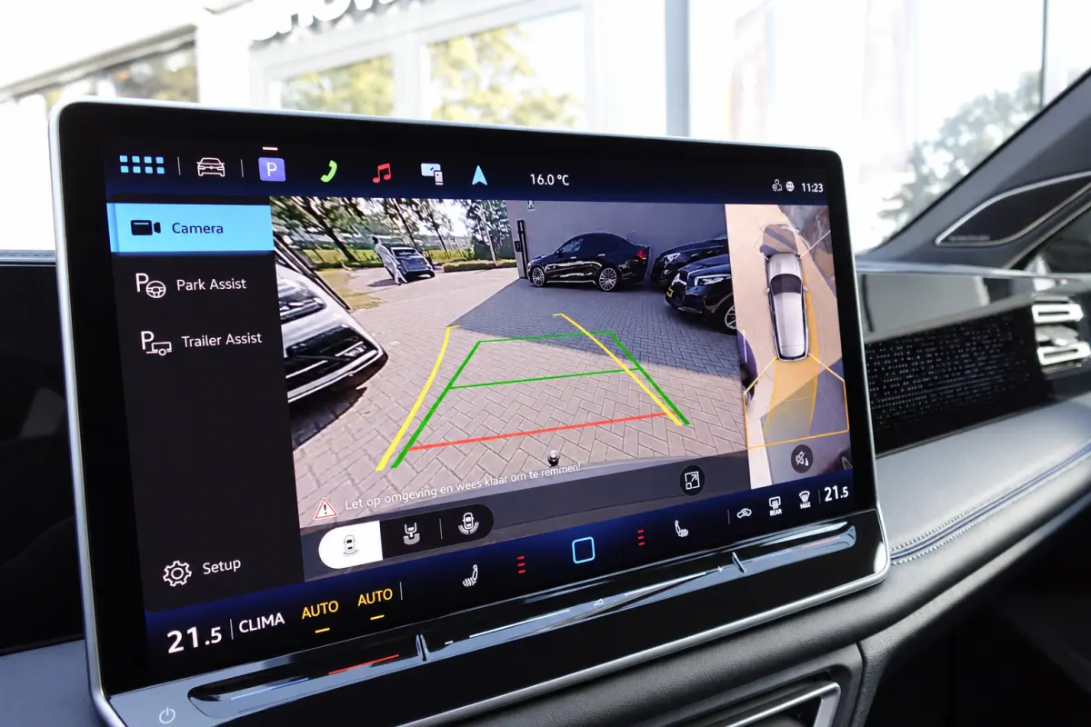 1.5 eTSI R-Line Edition PANO KEYLESS 360