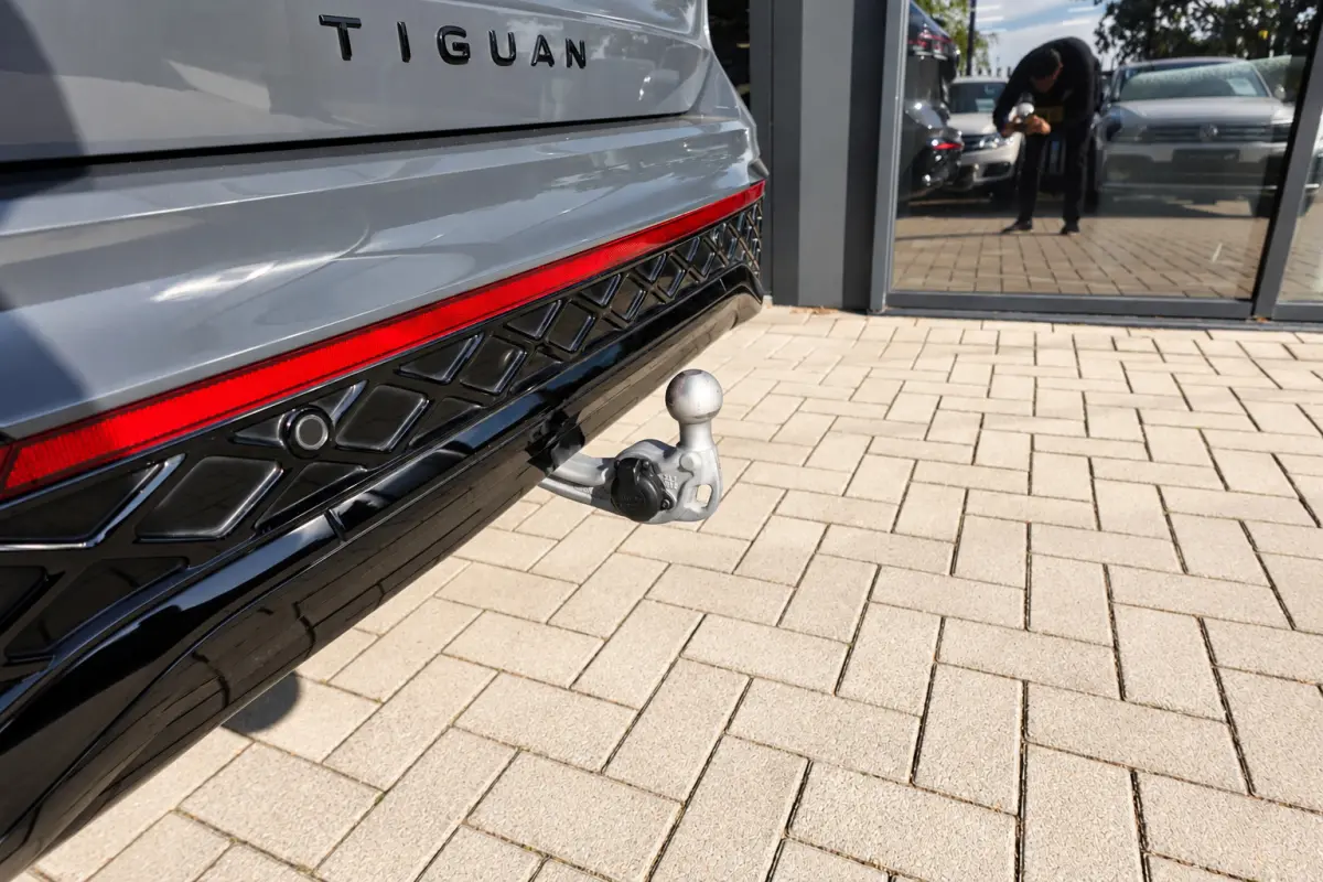 1.5 eTSI R-Line Edition PANO KEYLESS 360