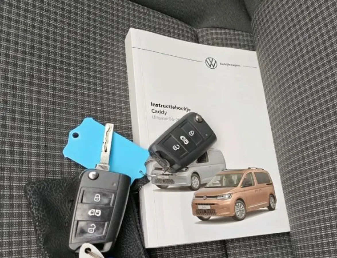 1.5 TSI Benzine 115PK Euro 6 Comfort Schuifdeur Rechts / / Cruise-ctr. / Airco / Navi.-Multimedia / DAB /