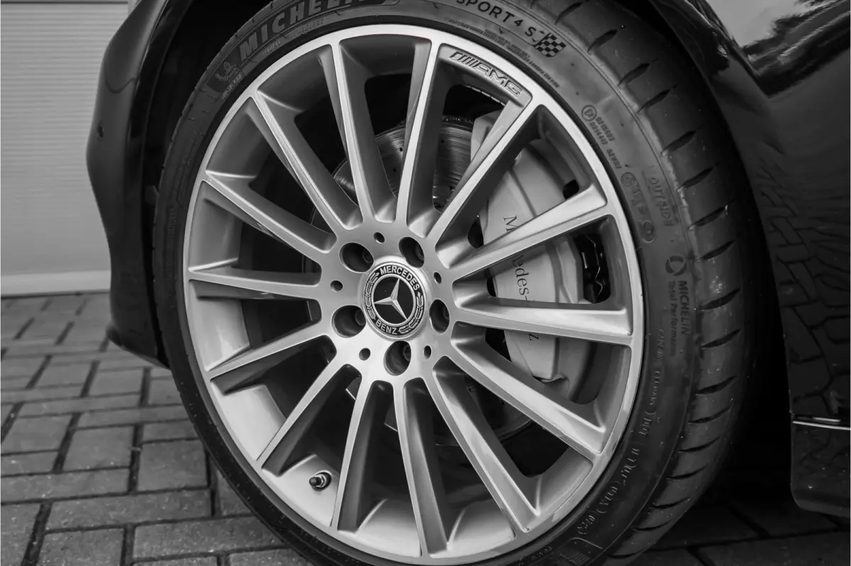 400 4MATIC AMG Airmatic Pano ACC Burmester HUD