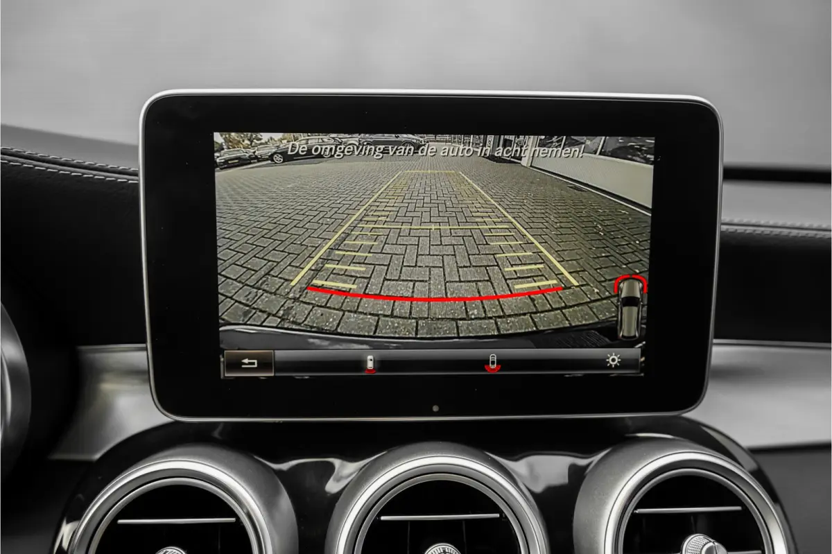 400 4MATIC AMG Airmatic Pano ACC Burmester HUD