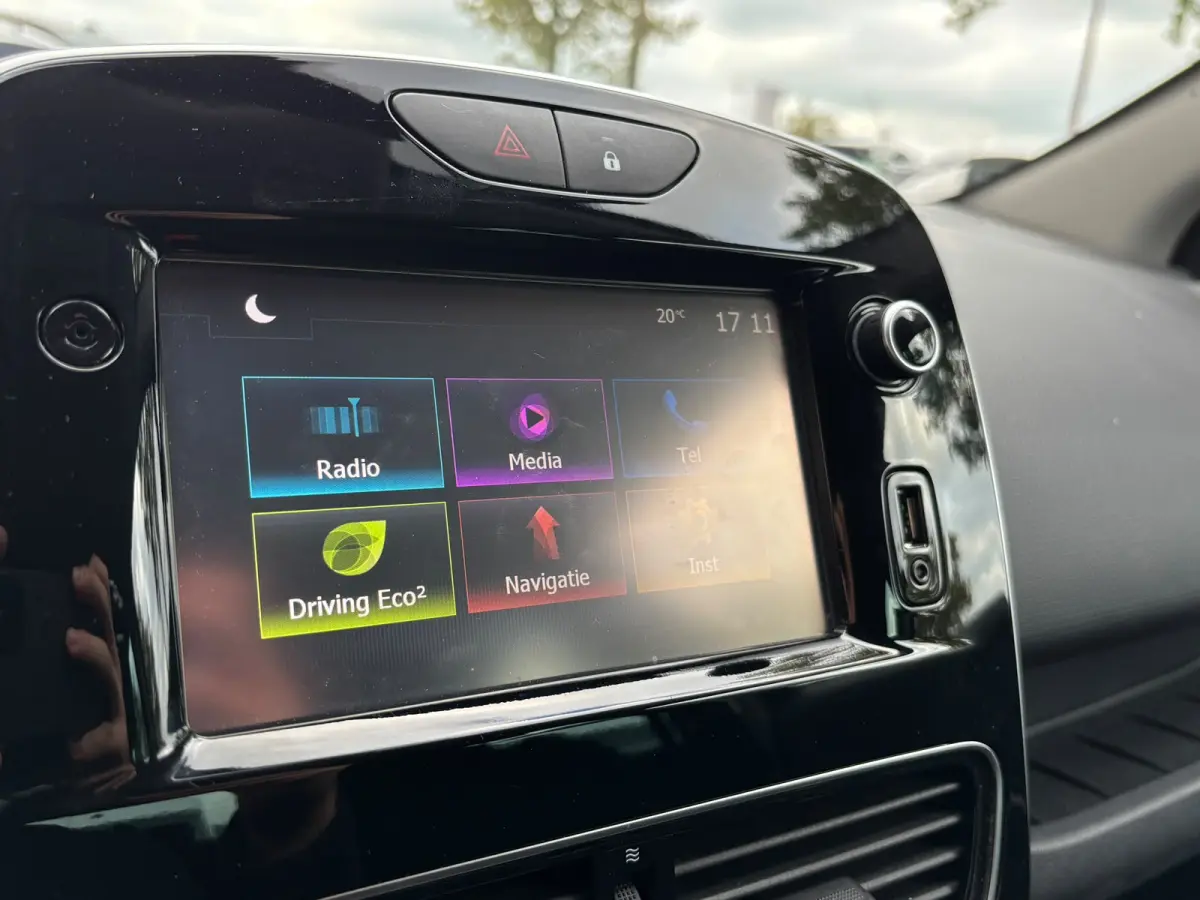 0.9 TCe Limited | Parkeersensoren | Bluetooth | Keyless | Navi | Cruise