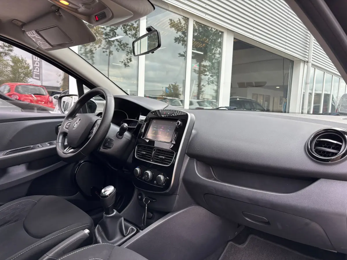 0.9 TCe Limited | Parkeersensoren | Bluetooth | Keyless | Navi | Cruise