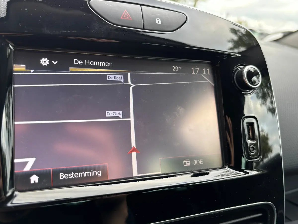 0.9 TCe Limited | Parkeersensoren | Bluetooth | Keyless | Navi | Cruise