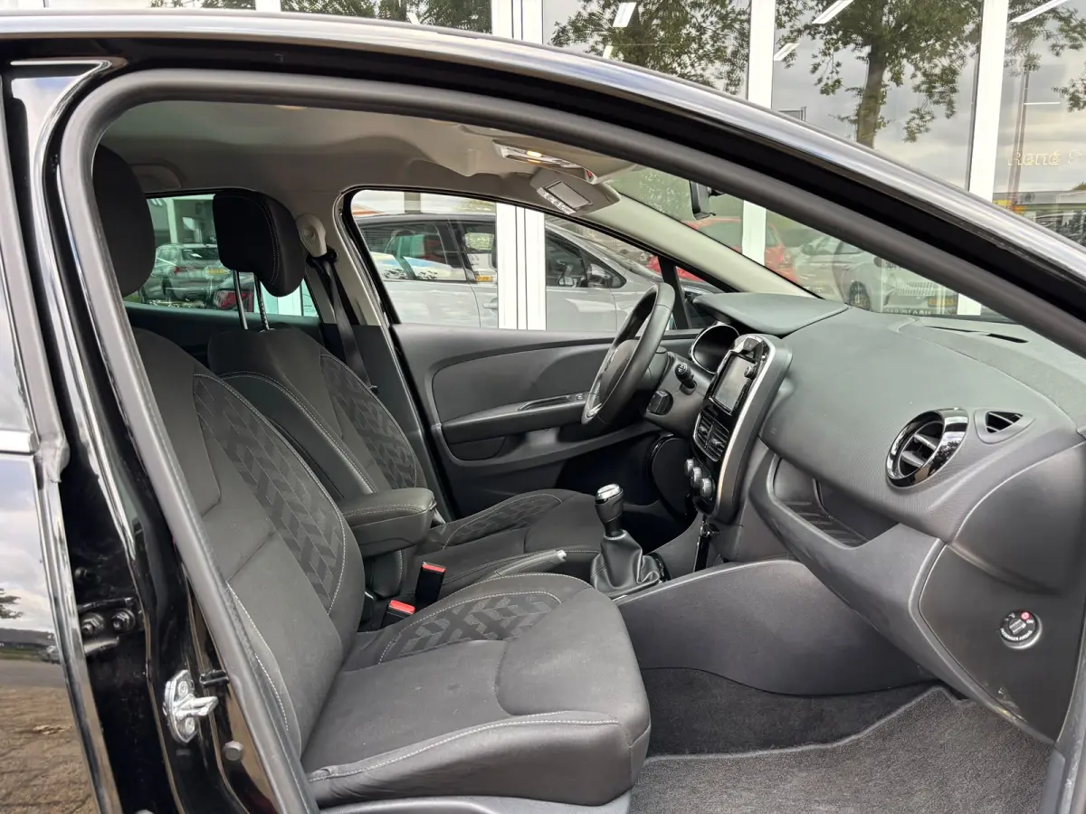 0.9 TCe Limited | Parkeersensoren | Bluetooth | Keyless | Navi | Cruise