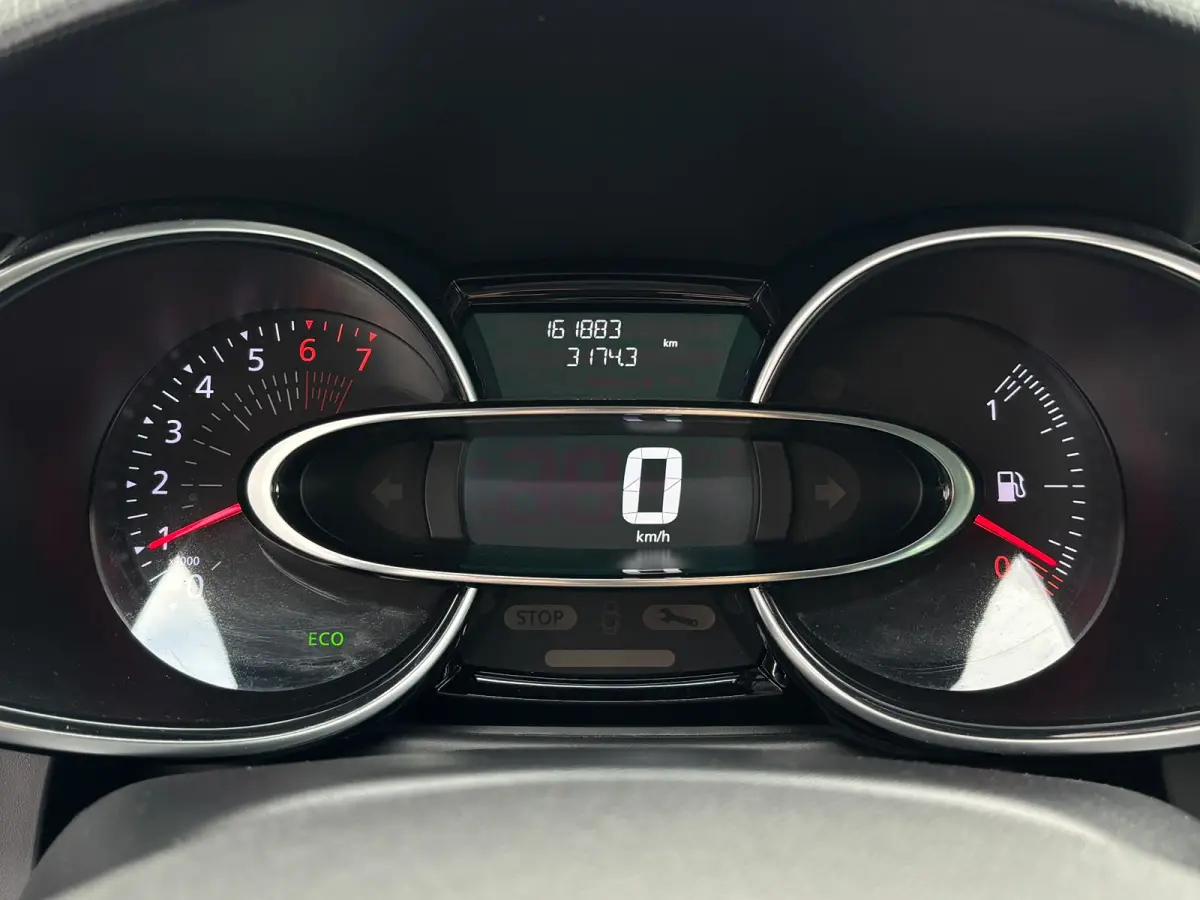 0.9 TCe Limited | Parkeersensoren | Bluetooth | Keyless | Navi | Cruise