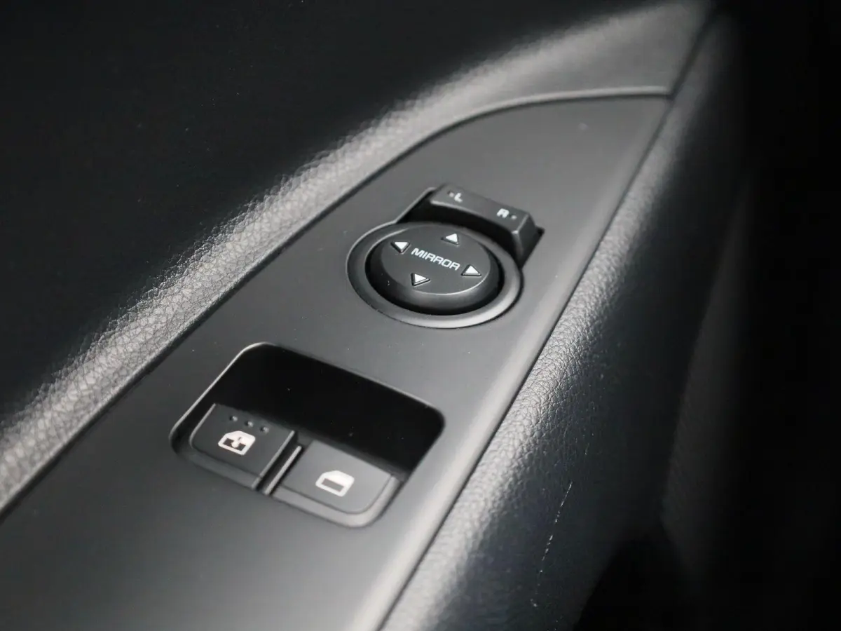 1.0 T-GDi MHEV ComfortLine | AIRCO | LMV | LED | MULTIMEDIA |