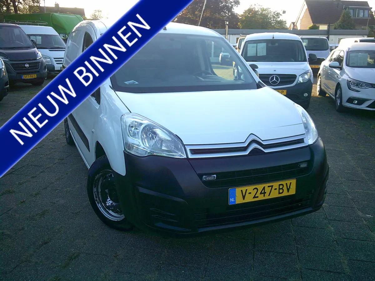1.6 BlueHDI 100 Club S&S VOORZIEN VAN AIRCO+CRUISE !! BTW /BPM VRIJ !!