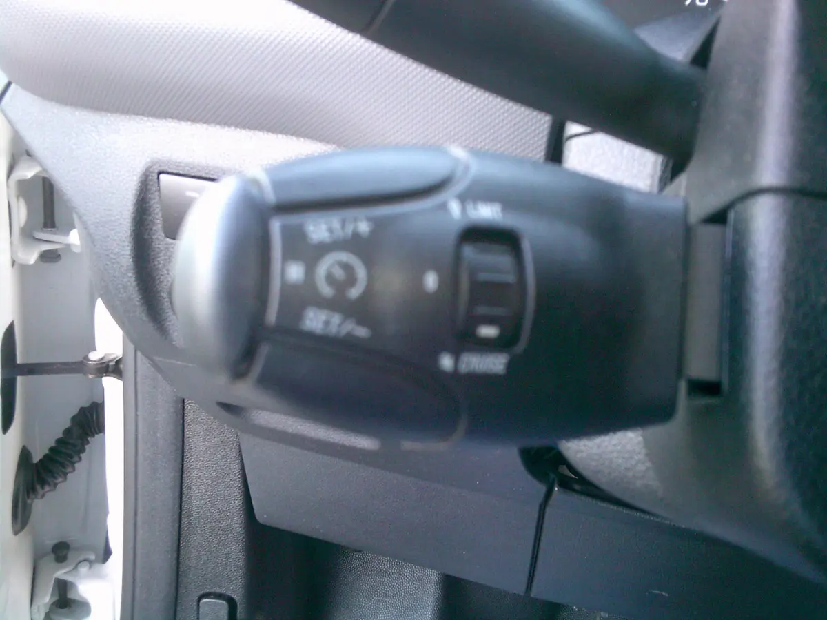1.6 BlueHDI 100 Club S&S VOORZIEN VAN AIRCO+CRUISE !! BTW /BPM VRIJ !!