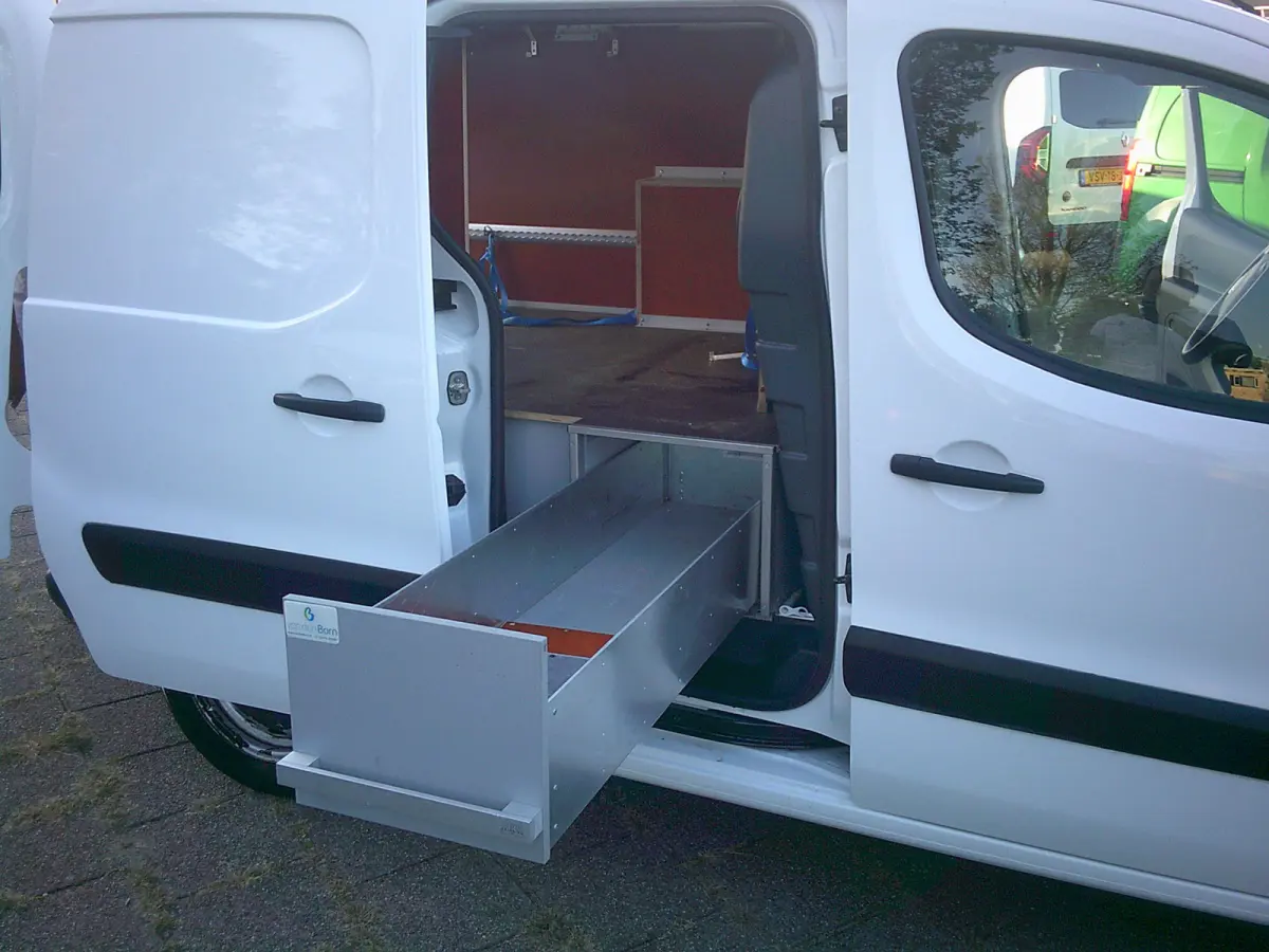 1.6 BlueHDI 100 Club S&S VOORZIEN VAN AIRCO+CRUISE !! BTW /BPM VRIJ !!